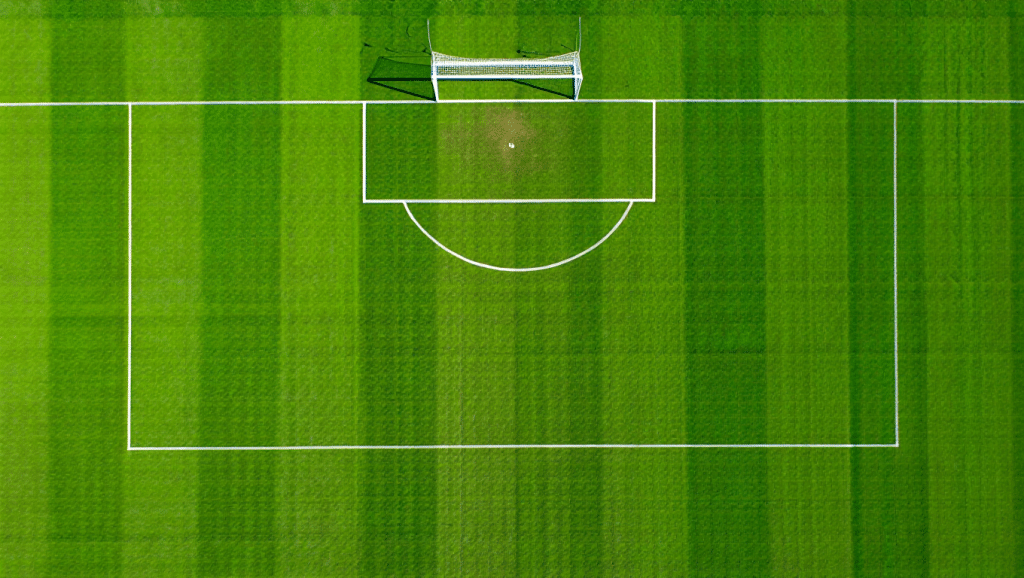 Surface de réparation d'un terrain de foot